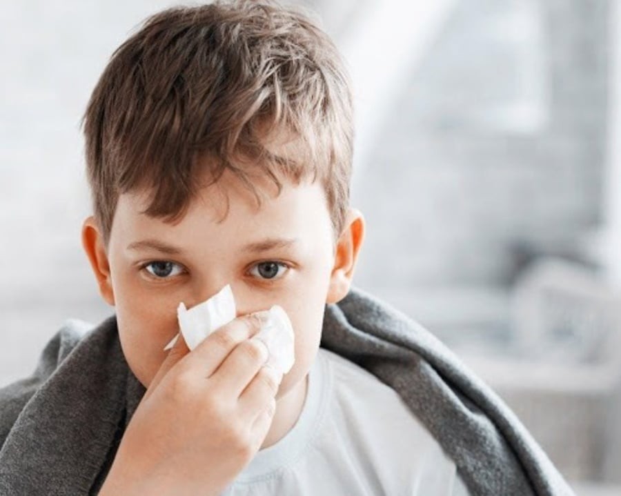 Không khí ẩm giúp dịch nhầy loãng và dễ tống ra. Ảnh minh họa