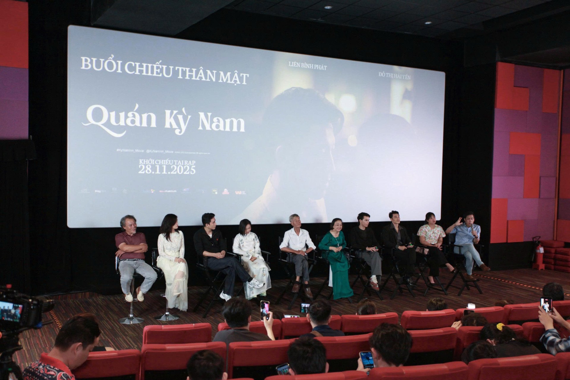 z7235756671083_7ae7d97c12938ce4fcde67ddd75e5c9a