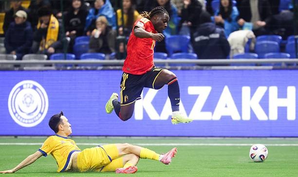 Jeremy Doku tỏa sáng trong thắng lợi của tuyển Bỉ.