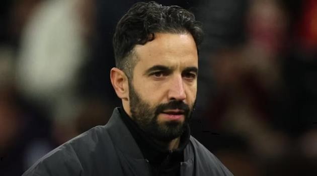 Amorim phải đau đầu khi Sesko chấn thương.