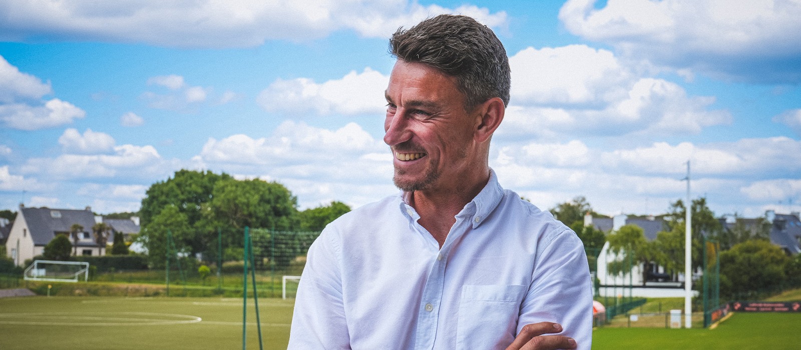 Trong vai trò Giám đốc thể thao, Koscielny trực tiếp giám sát quá trình phát triển của CLB.