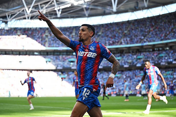 Munoz phù hợp với Man Utd, nhưng không phải trong tháng Một.