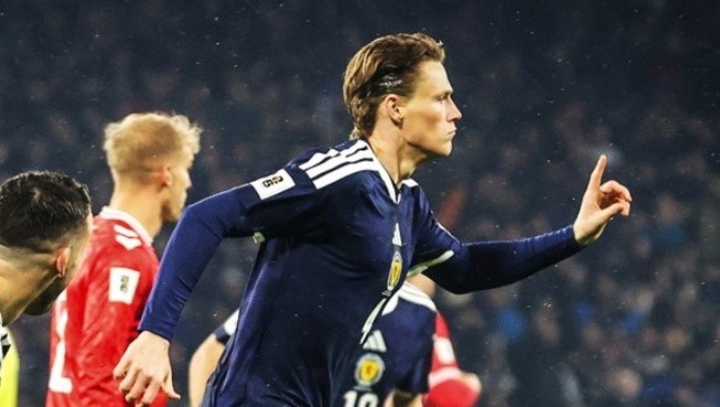 Arsenal quan tâm đến McTominay.