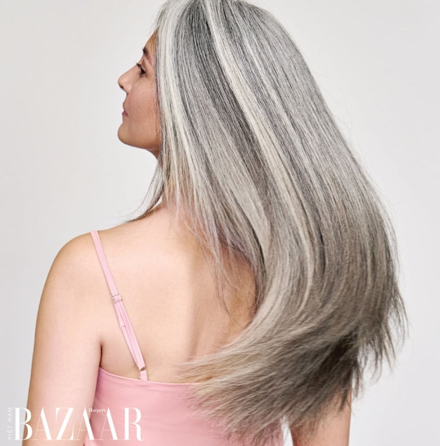 Kiểu tóc lửng hoặc tóc ngắn vừa dễ chăm sóc hơn, vừa khiến tổng thể trẻ trung, hiện đại hơn