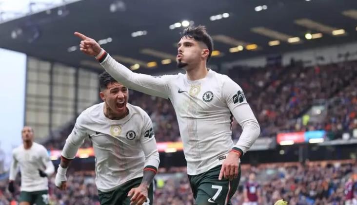 Chelsea giành trọn 3 điểm dù không có Caicedo.