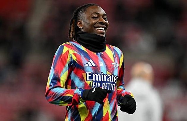 Eberechi Eze chuẩn bị trải nghiệm bầu không khí ở derby Bắc London.