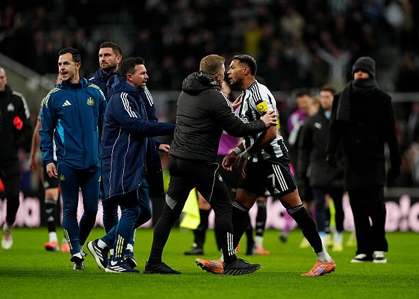 Joelinton và Gianluigi Donnarumma vướng vào tranh cãi cuối trận đấu giữa Newcastle United với Manchester City.