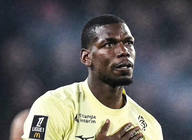 Pogba đã chính thức quay lại sân cỏ sau thời gian dài.