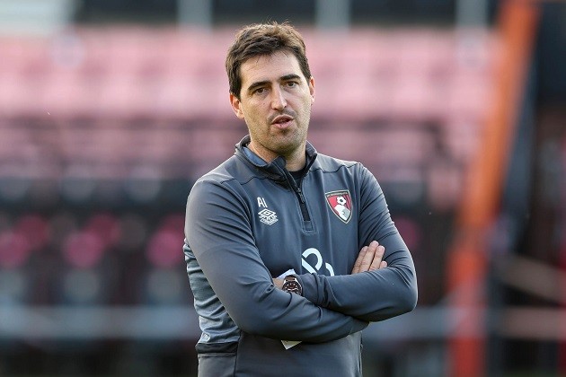 Andoni Iraola gây ấn tượng mạnh ở Bournemouth.