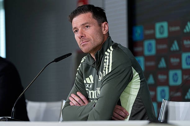 HLV Xabi Alonso cảnh báo Real Madrid không được phép chủ quan trong chuyến làm khách trước Elche.