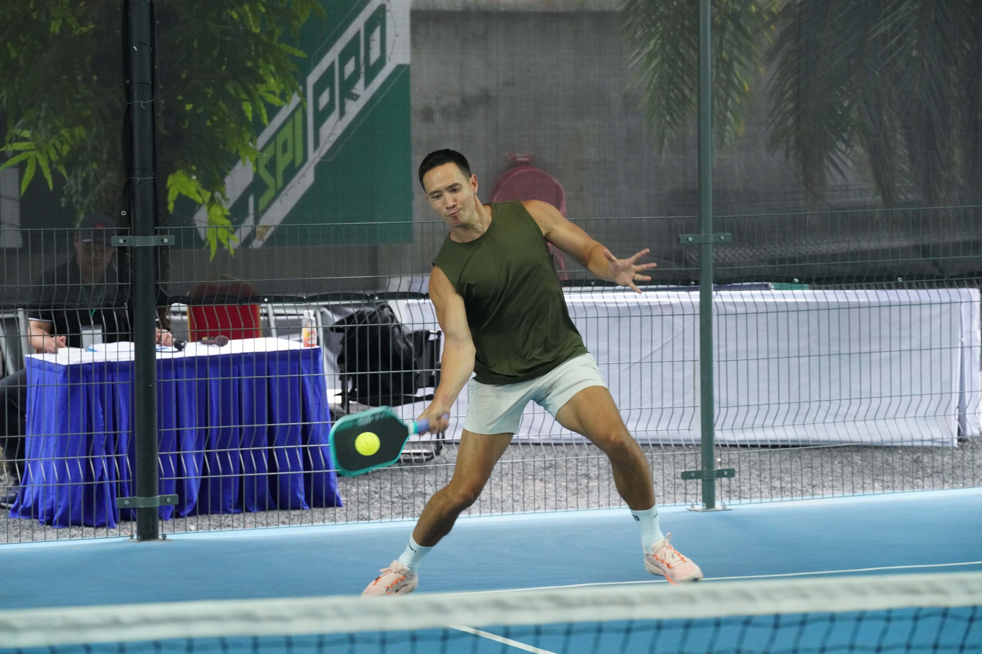 DIỄN VIÊN KIM LÝ