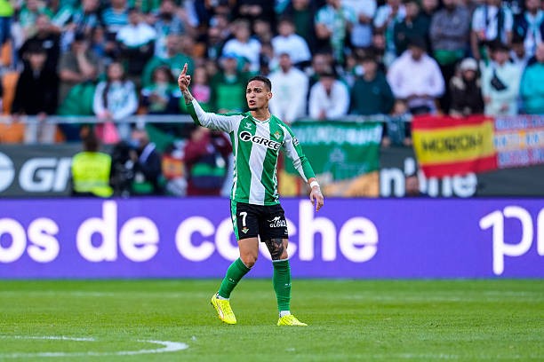 Antony có một ngày thi đấu đáng quên.