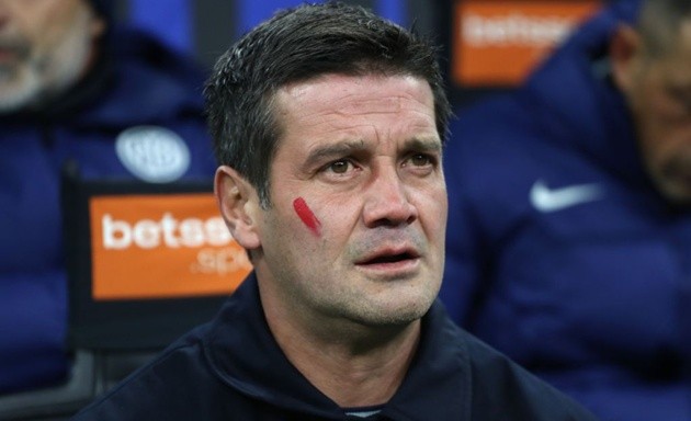 Chivu thất vọng vì thua Milan sau khi bị phản công