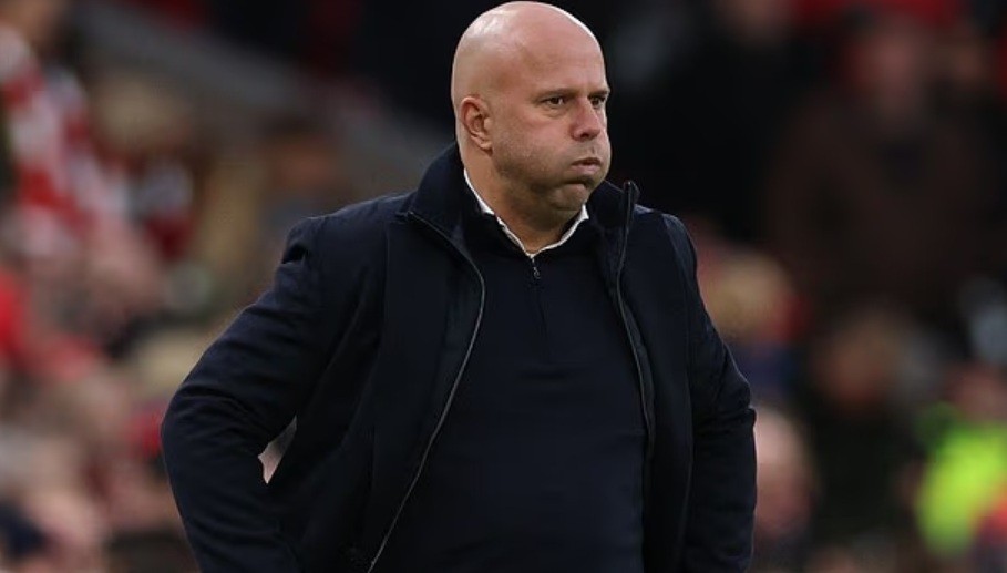 Slot đang trải qua giai đoạn khó khăn với Liverpool.