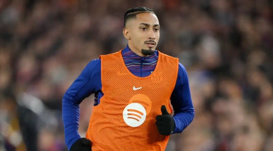 Raphinha thừa nhận chấn thương là do anh tự gây ra.