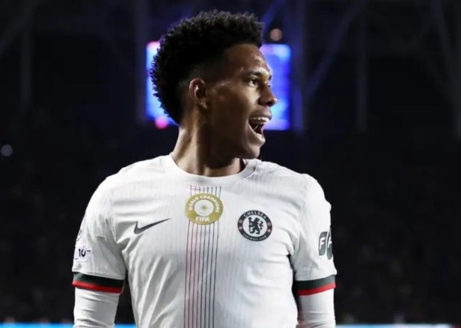 Estevao là ngọc quý Chelsea.