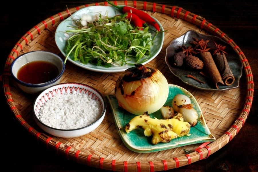 Hầm xương muốn nước trong veo, ngọt lịm cứ thêm 1 thứ này