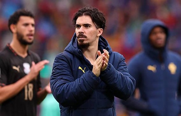 Liverpool quan tâm Vitinha của PSG.