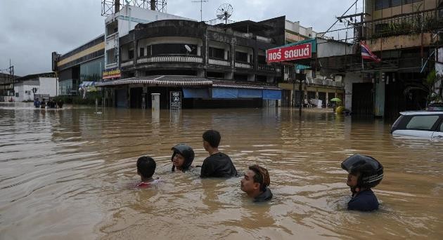Thái Lan đang gặp vấn đề về mưa lũ.
