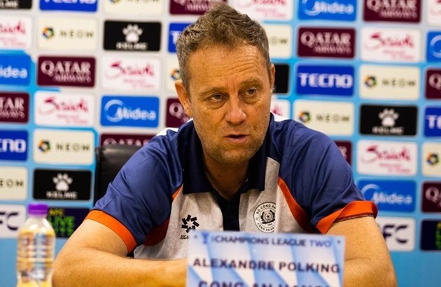 Ông Alexandre Polking hướng đến cuộc chạm trán Công an Hà Nội.