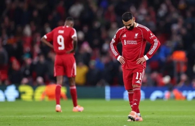 Salah đi xuống một cách trông thấy.