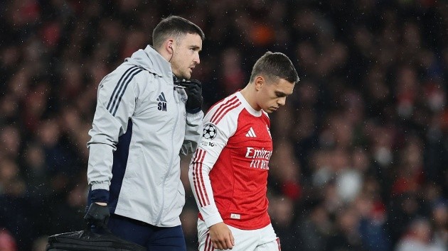 Trossard chấn thương ở trận thắng 