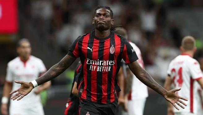 Rafael Leao là mũi khoan lợi hại ở cánh trái Milan.