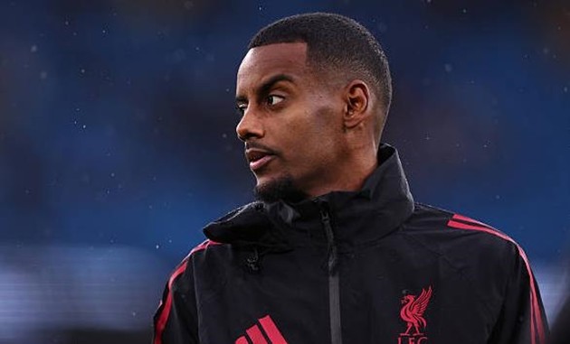 Những cầu thủ tấn công giá trên 100 triệu bảng như Alexander Isak đang gây thất vọng.