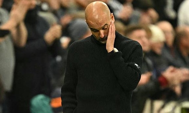 Pep Guardiola cần sớm giải quyết vấn đề.
