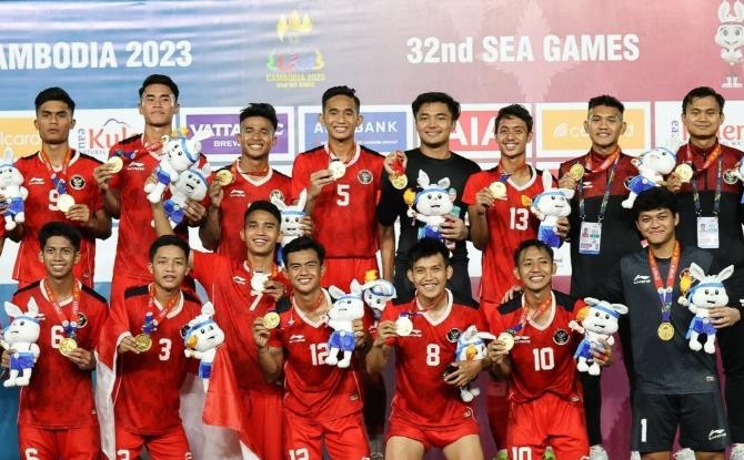 Indonesia là nhà ĐKVĐ.