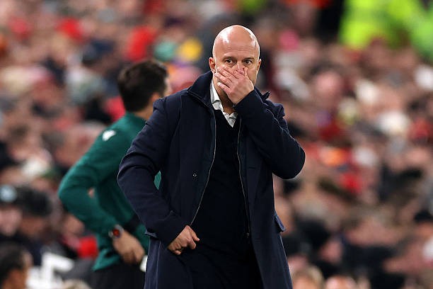 Slot vẫn chưa tìm ra lời giải cho vấn đề của Liverpool. 