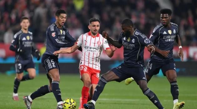 Real gặp nhiều khó khăn trước Girona.