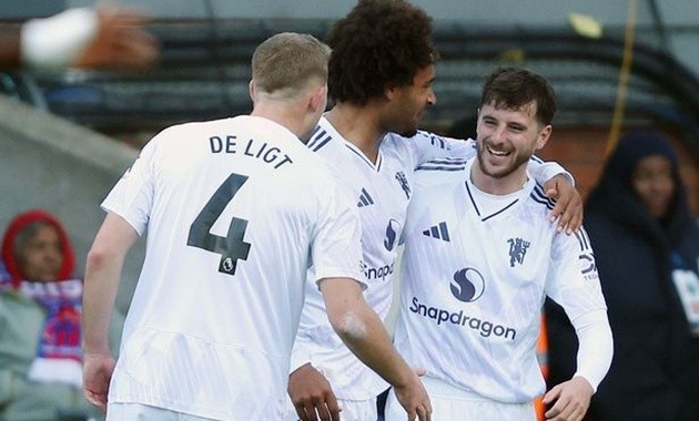 Mount đền đáp niềm tin của Amorim