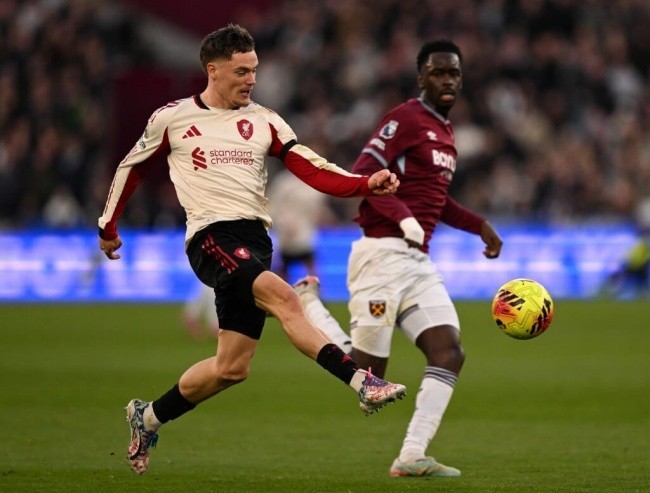 Wirtz dần thích nghi Ngoại hạng Anh.