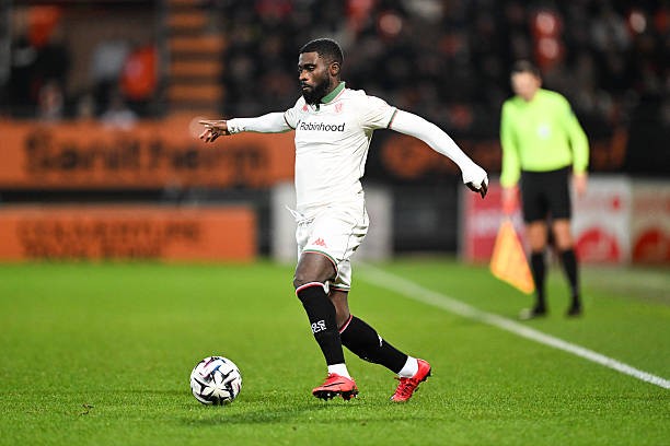 Jeremie Boga vừa bị một số CĐV Nice hành hung.