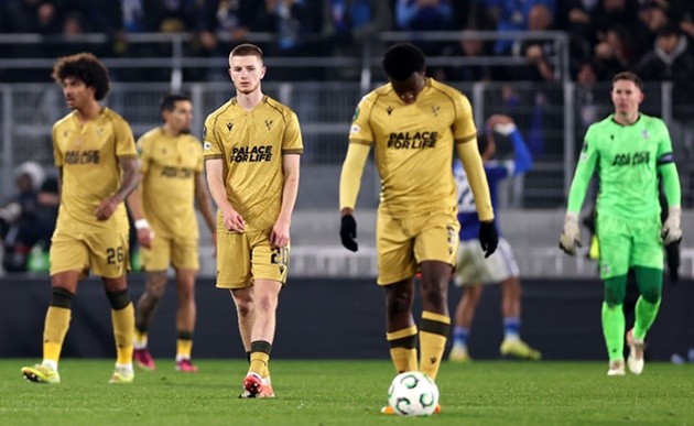 Palace thiếu kinh nghiệm khi vừa đá cúp châu Áu vừa đá Ngoại hạng Anh