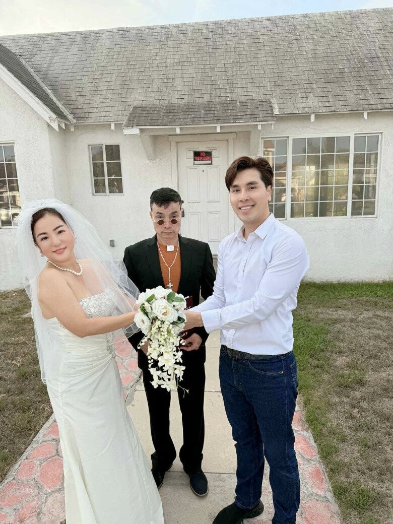 bat-ngo-voi-ngoai-hinh-hien-tai-cua-bo-ruot-be-xuan-mai-tiet-lo-su-that-ve-con-gai-va-do-chiu-chi-ga-_5_5_n-1764583757-371-width780height1040