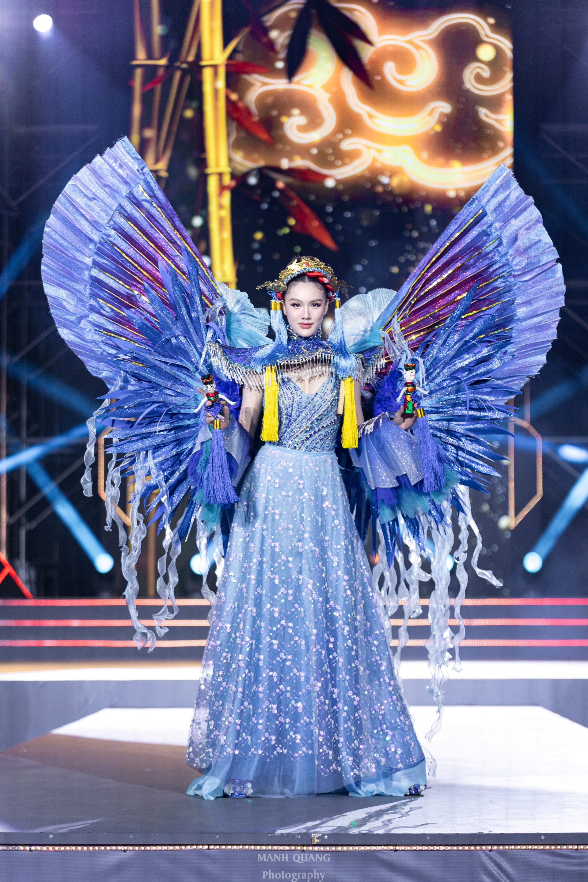 MODEL_TRÌNH_DIỄN_(11)_(1)[1]