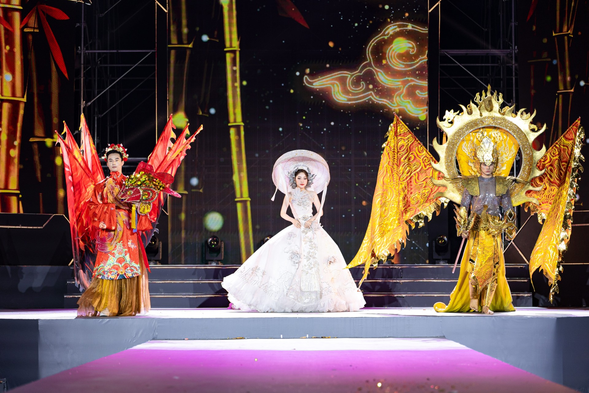 MODEL_TRÌNH_DIỄN_(19)[1]