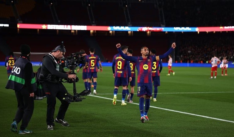 Simeone dành lời khen ngợi cho Raphinha.