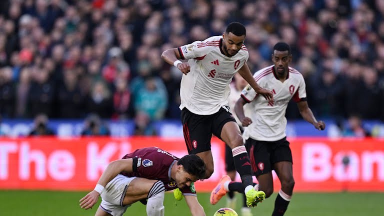 Liverpool cần chơi tốt để lấy lại niềm tin từ khán giả.