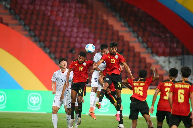 U22 Timor Leste bị đội chủ nhà lấn át hoàn toàn.