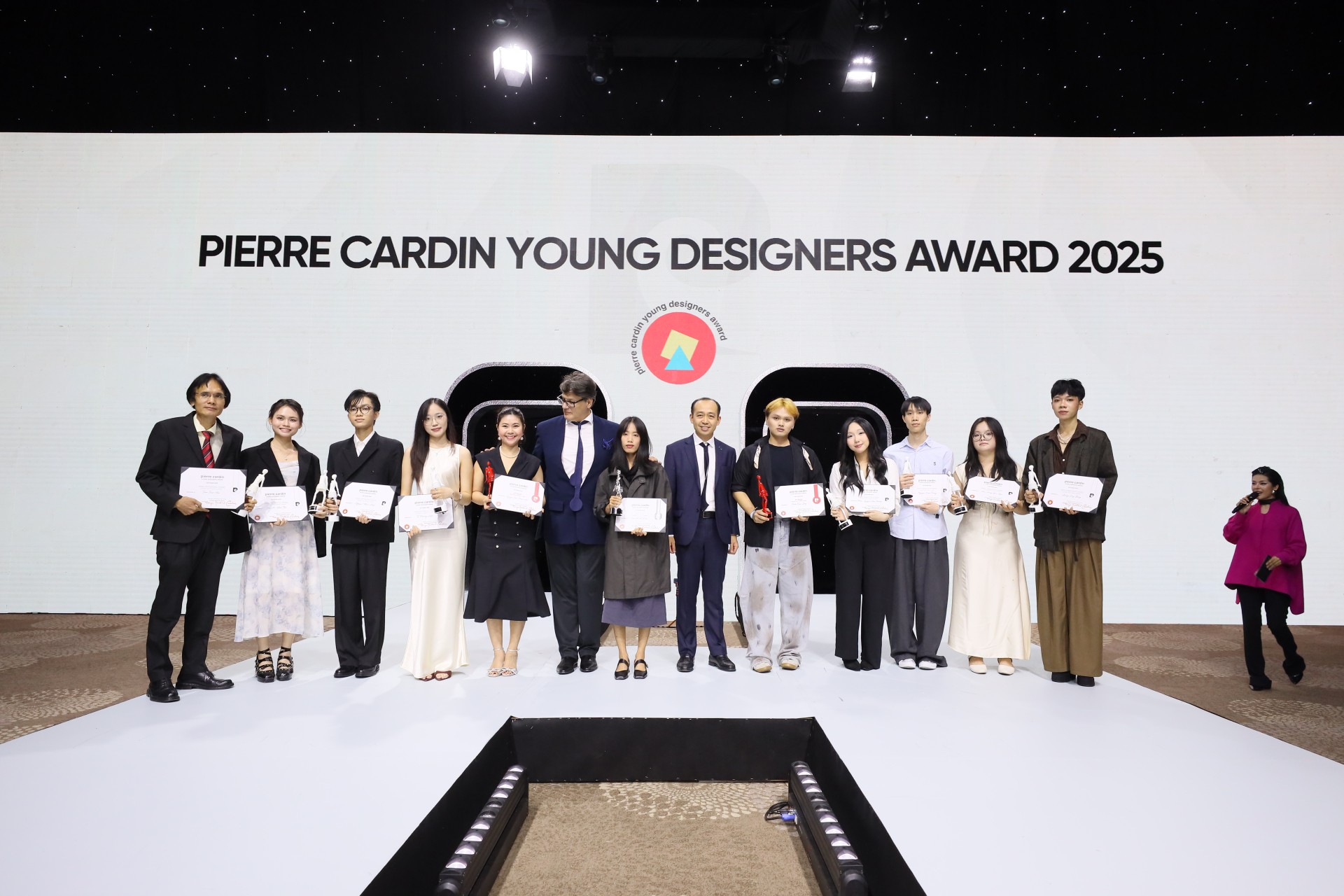 Các thí sinh chiến thắng cuộc thi Pierre Cardin Young Designers Award 2025 (1)