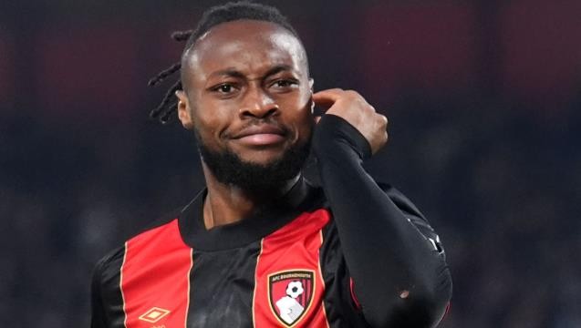 Liverpool dẫn đầu ở thương vụ Semenyo.