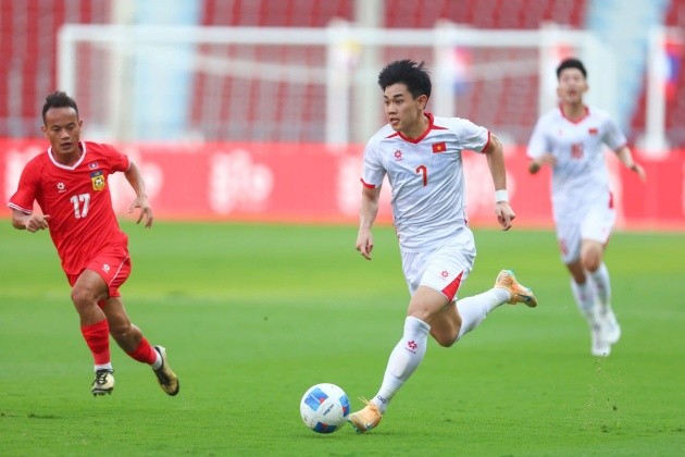 U22 Việt Nam có khởi đầu nhọc nhằn.