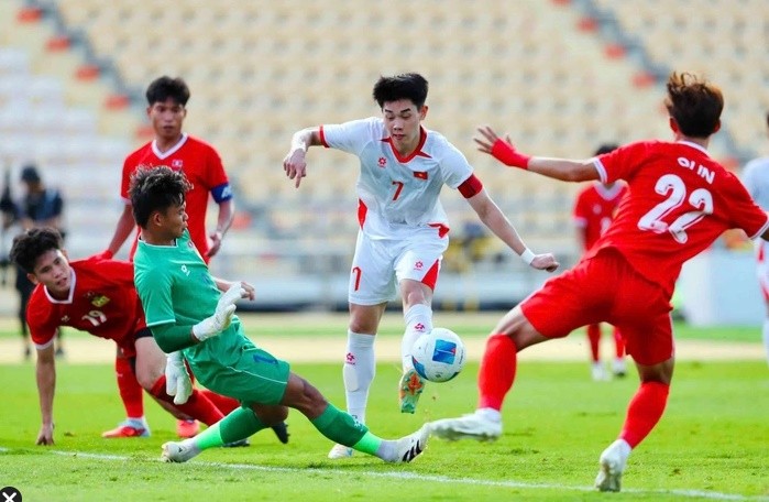 Chiến thắng của U22 Việt Nam chưa mang lại sự an tâm cho NHM.