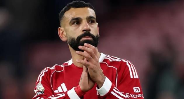 Salah dần phải quen với ghế dự bị.