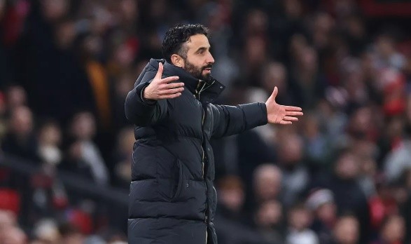 Trận hòa 1 lần nữa cho thấy vấn đề của Quỷ đỏ.