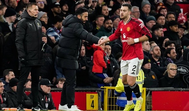 Dalot thất vọng vì chỉ có 1 điểm trước West Ham