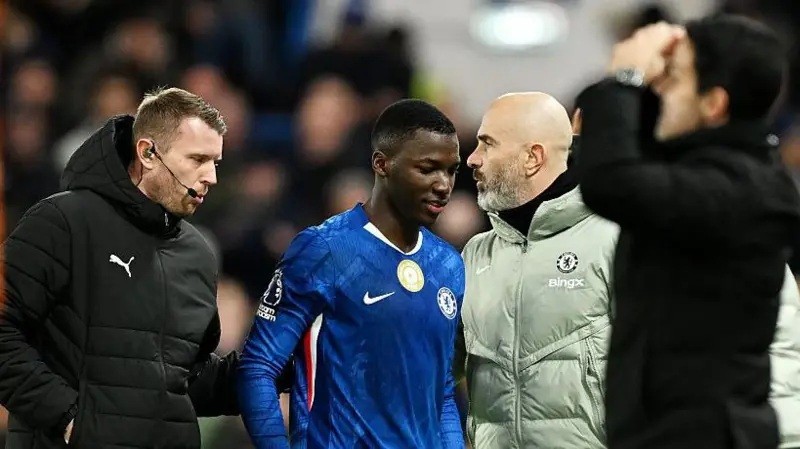 Chelsea suy yếu khi không có Caicedo.